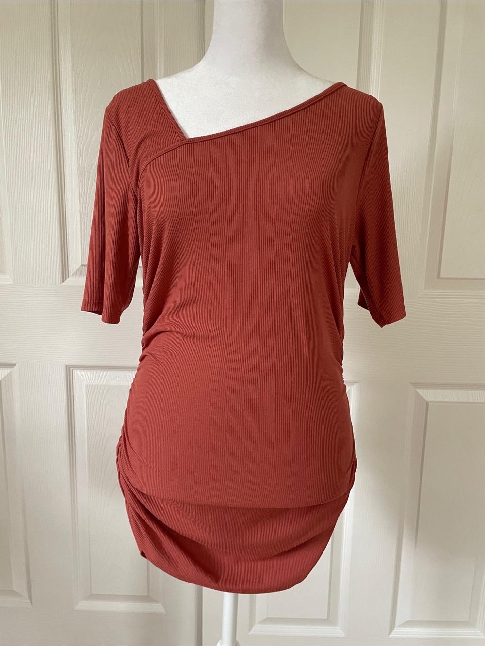Nine West Asymmetrical Rust Orange Ribbed Tunic size Medium